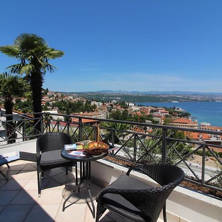Apartments Seccareccia Opatija Exterior photo
