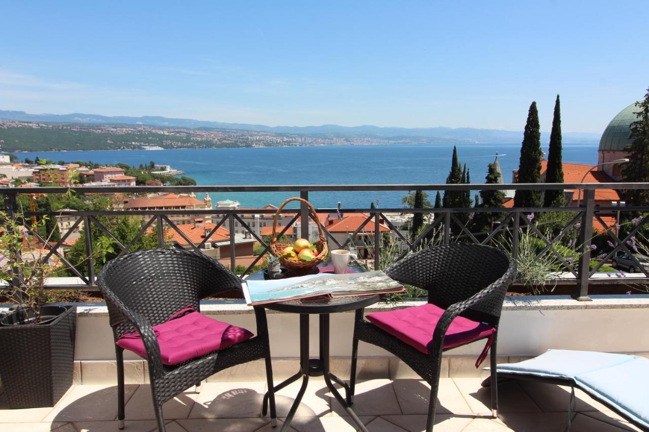 Apartments Seccareccia Opatija Exterior photo