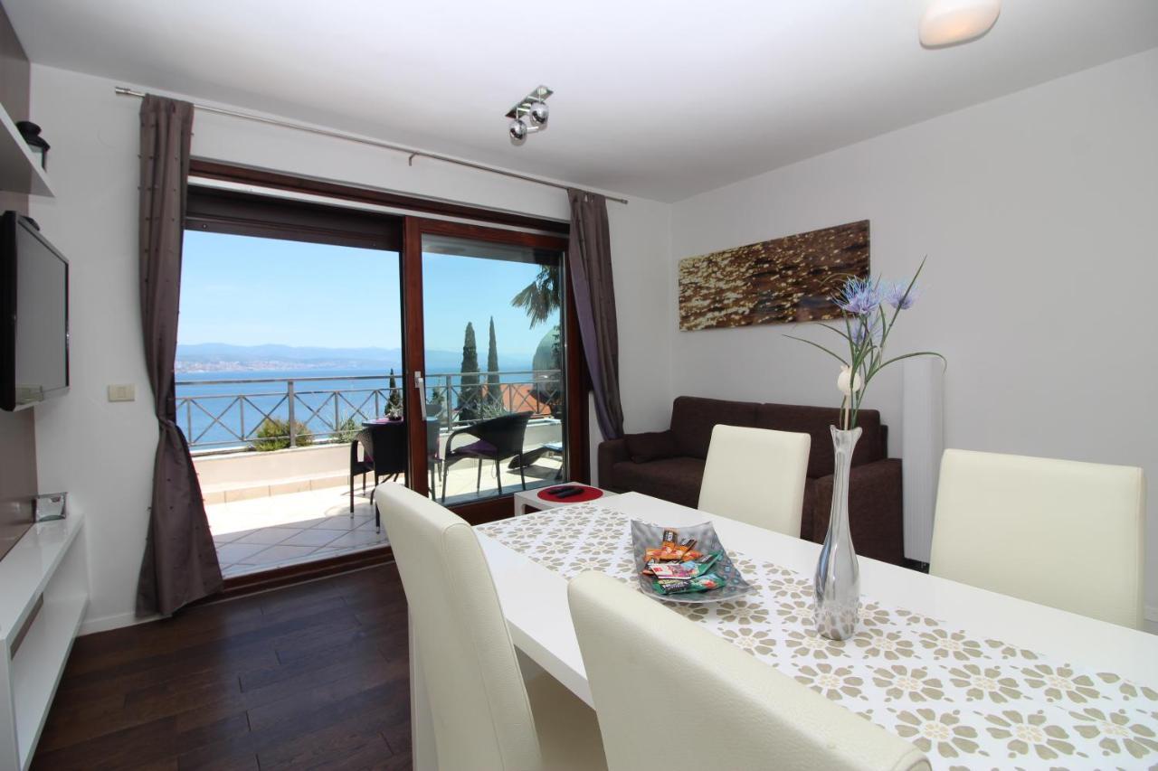 Apartments Seccareccia Opatija Exterior photo
